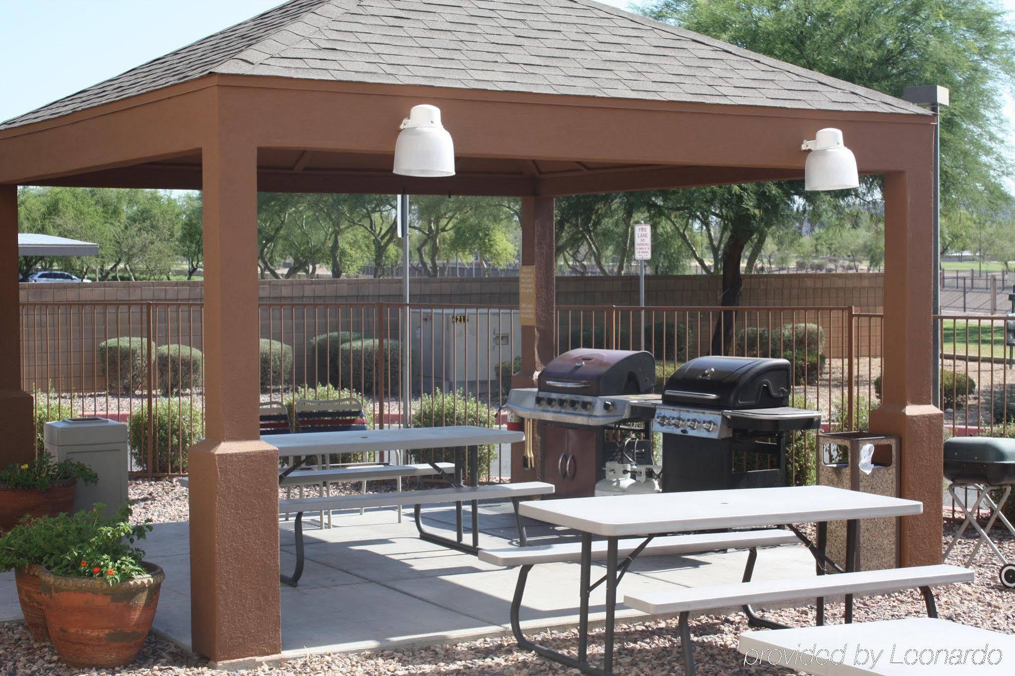 Sonesta Simply Suites Phoenix Glendale Exterior foto