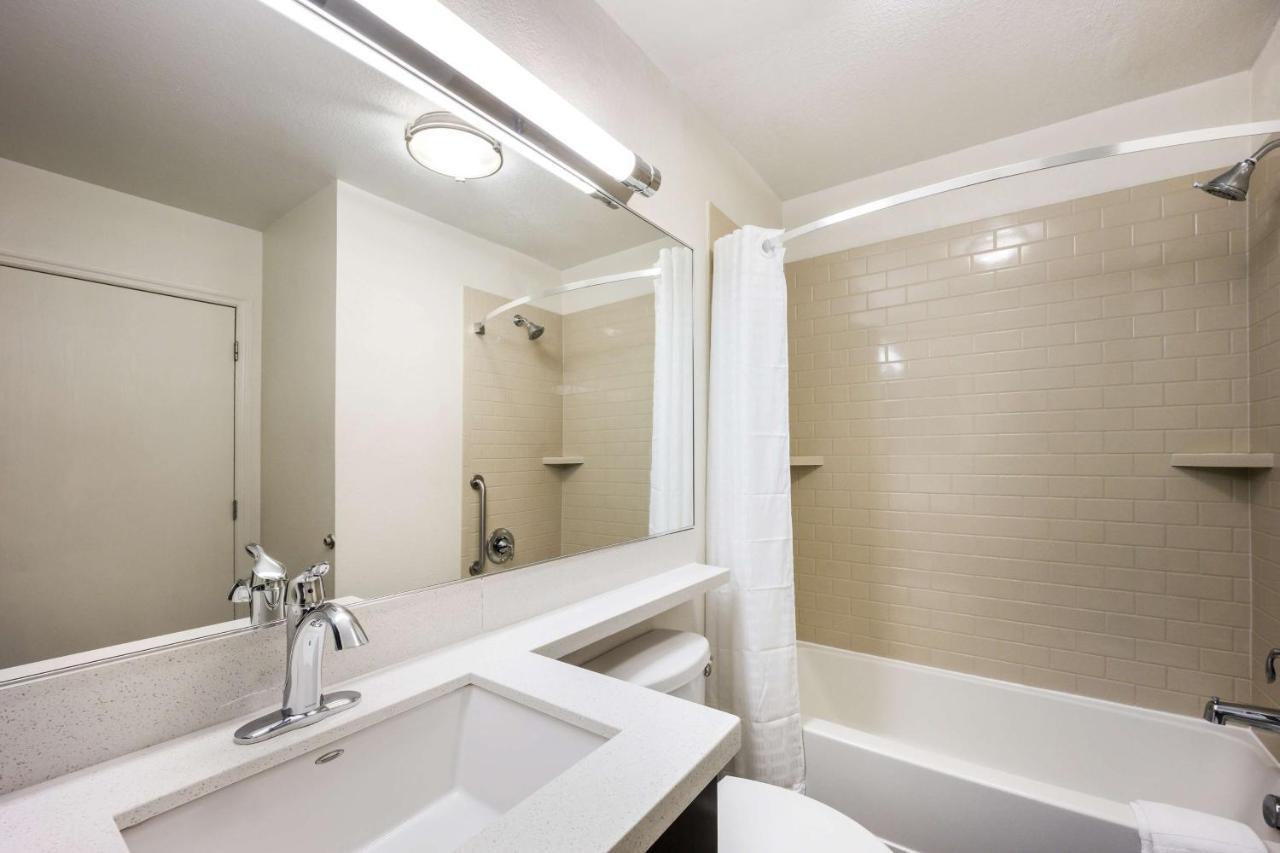 Sonesta Simply Suites Phoenix Glendale Exterior foto